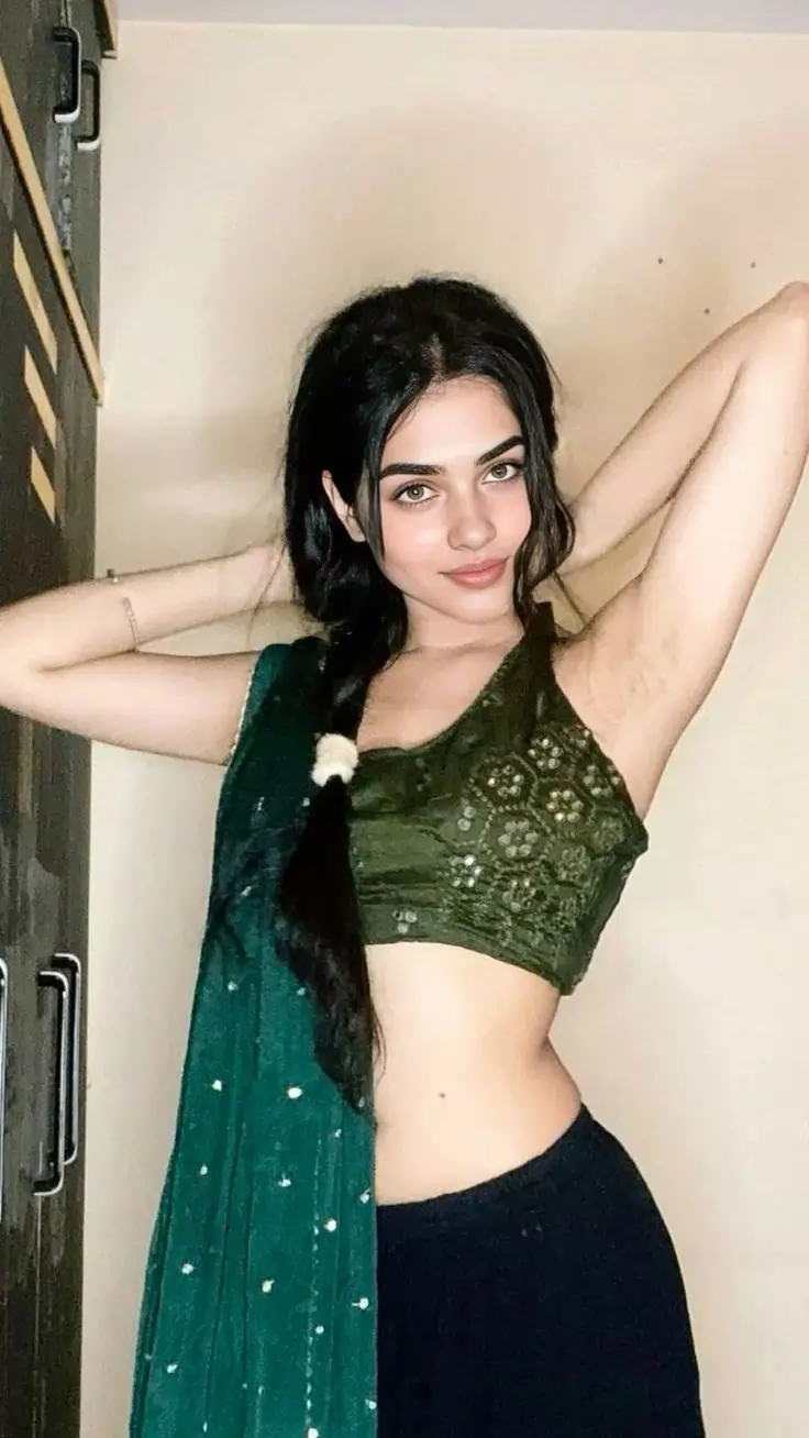 Party Girls in-delhi
